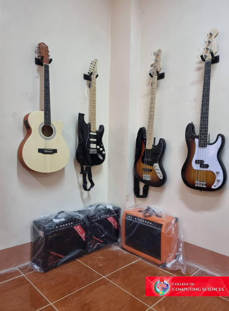 NEW SET OF MUSICAL INSTRUMENTS